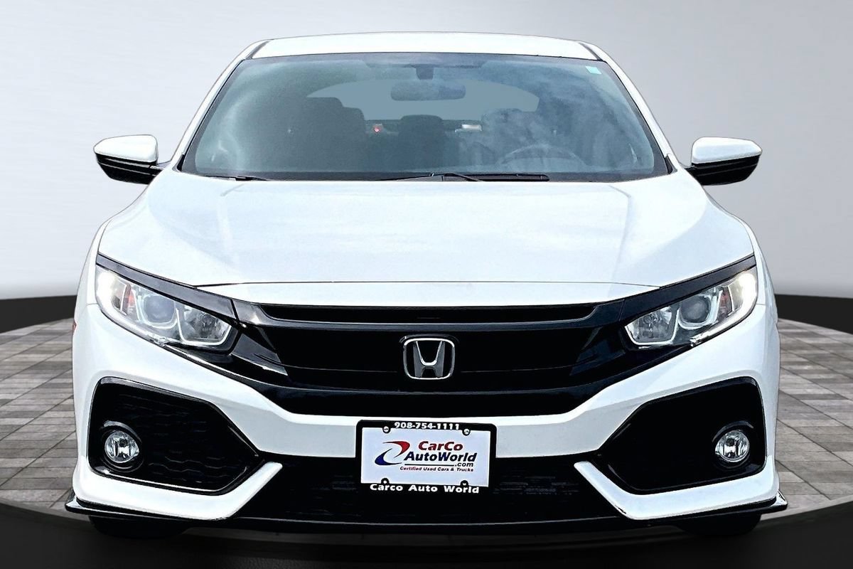 Used 2017 Honda Civic Sport image 2