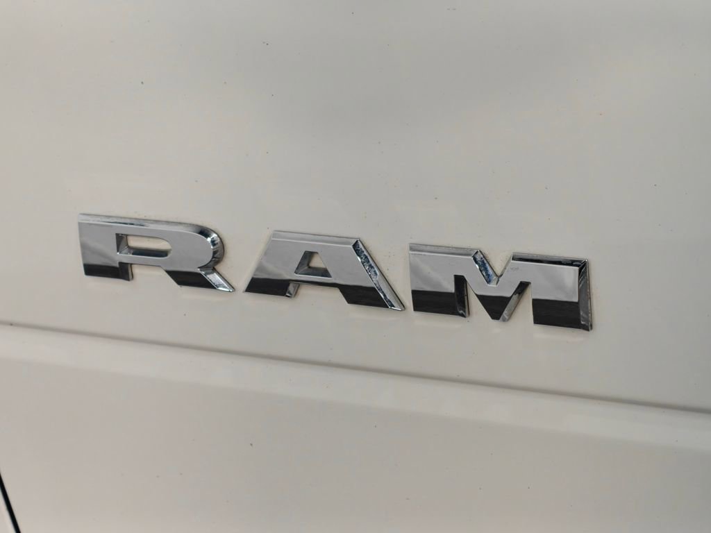 Used 2024 RAM 3500 Big Horn AWD/4WD image 46