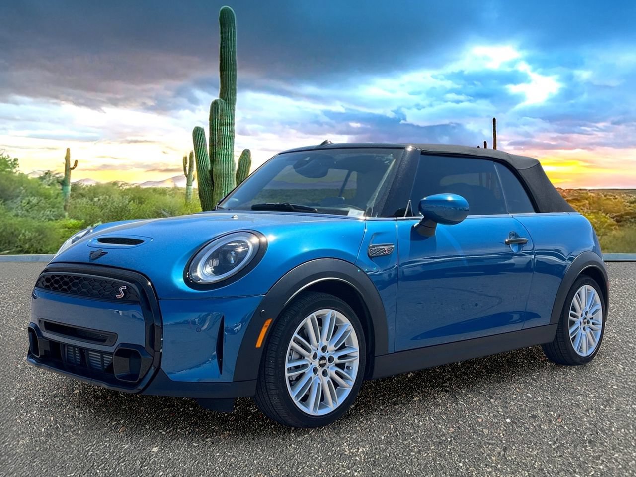 Used 2024 MINI Cooper S FWD image 2