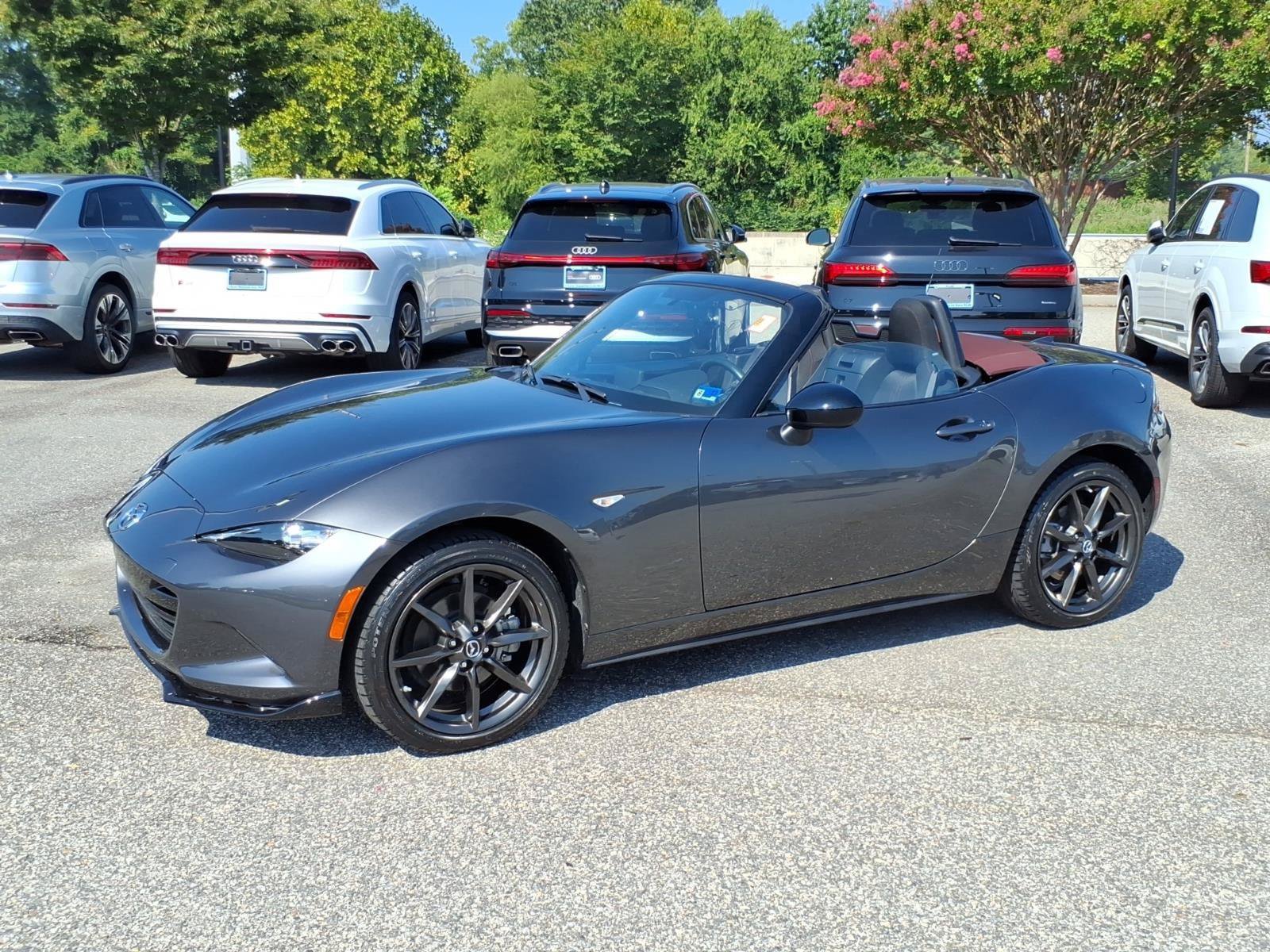 Used 2018 MAZDA MX-5 Miata Club RWD image 33