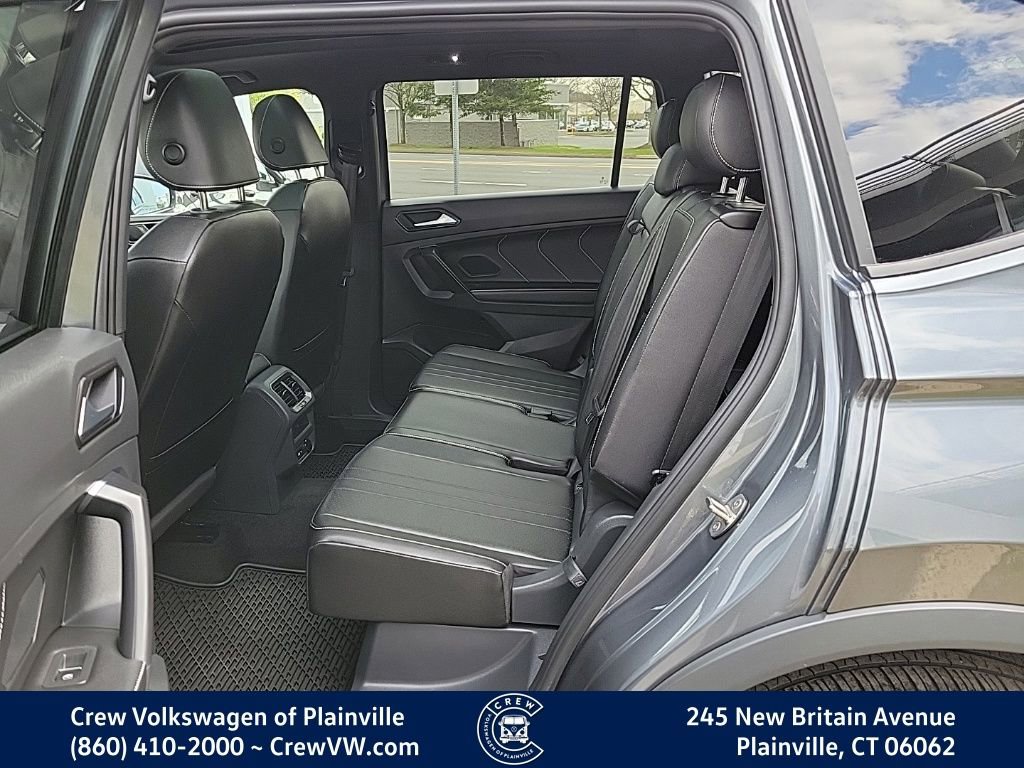 Used 2023 Volkswagen Tiguan SE R-Line FWD image 14