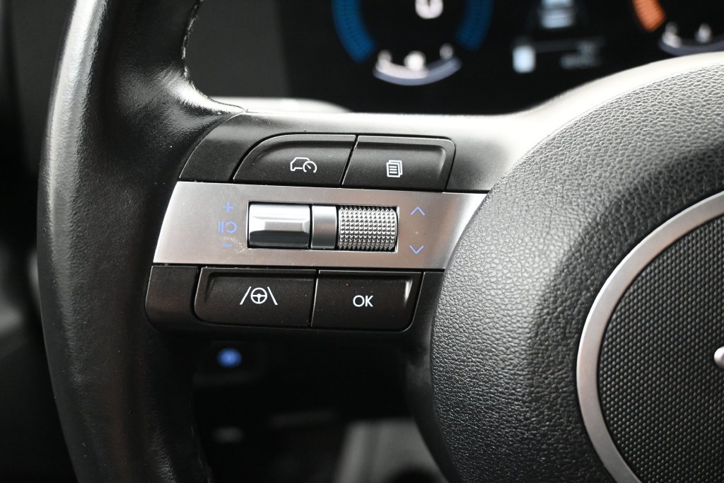 Used 2025 Hyundai Kona SEL AWD/4WD image 19