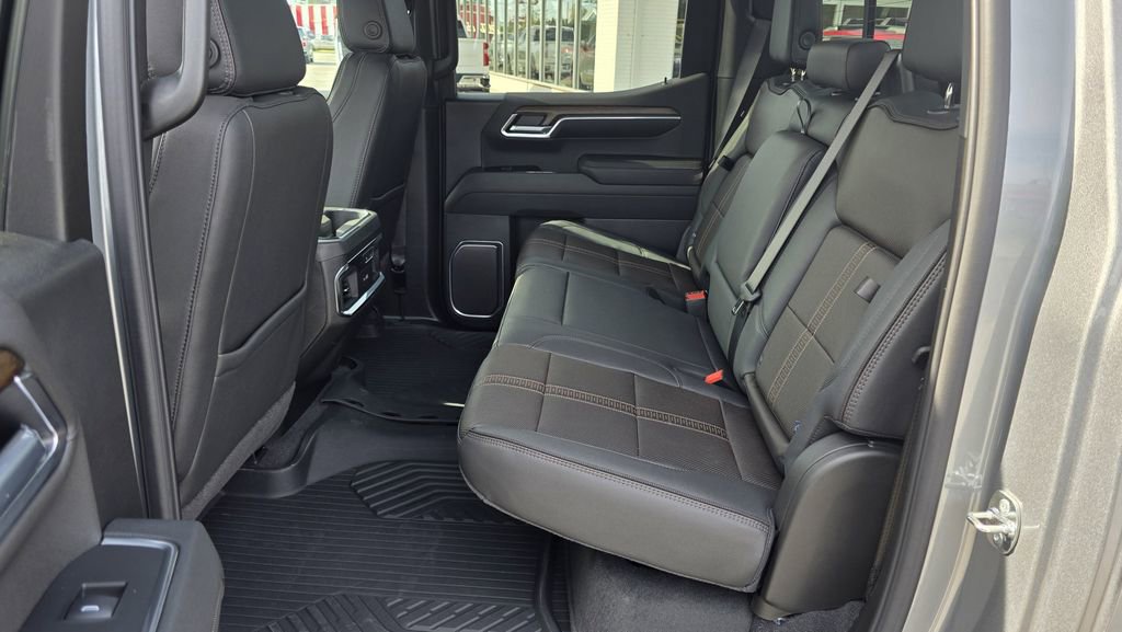 New 2026 Chevrolet Silverado 1500 High Country w/ Technology Package image 16