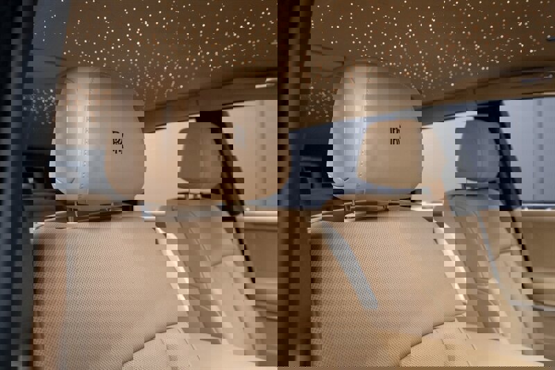 Used 2019 Rolls-Royce Phantom Sedan image 23