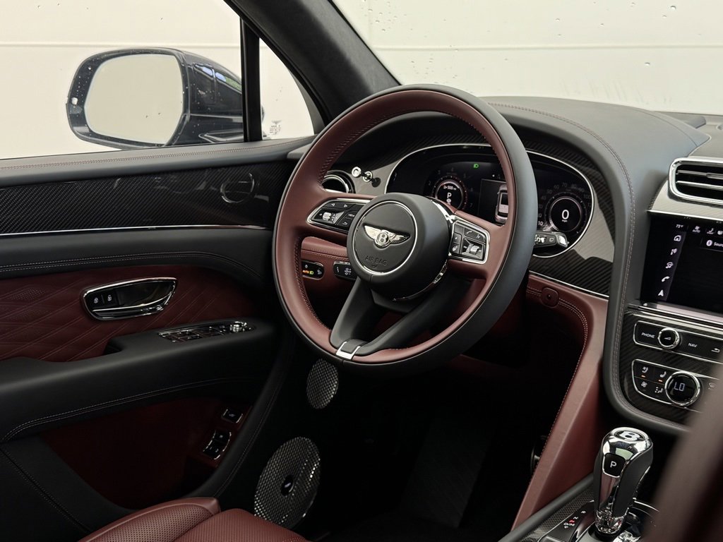 New 2025 Bentley Bentayga image 34