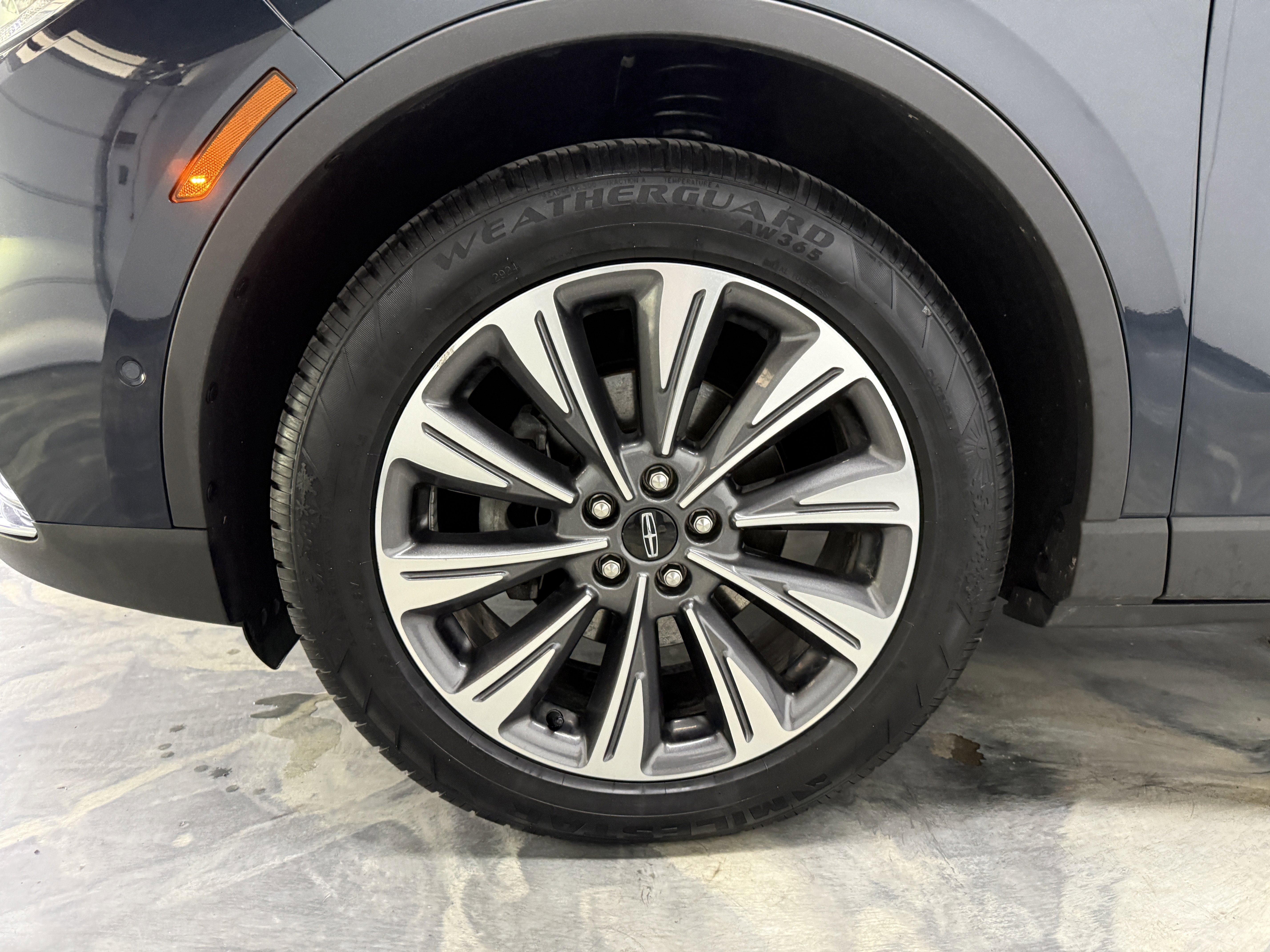 Used 2020 Lincoln Corsair Reserve w/ Equipment Group 202A image 27