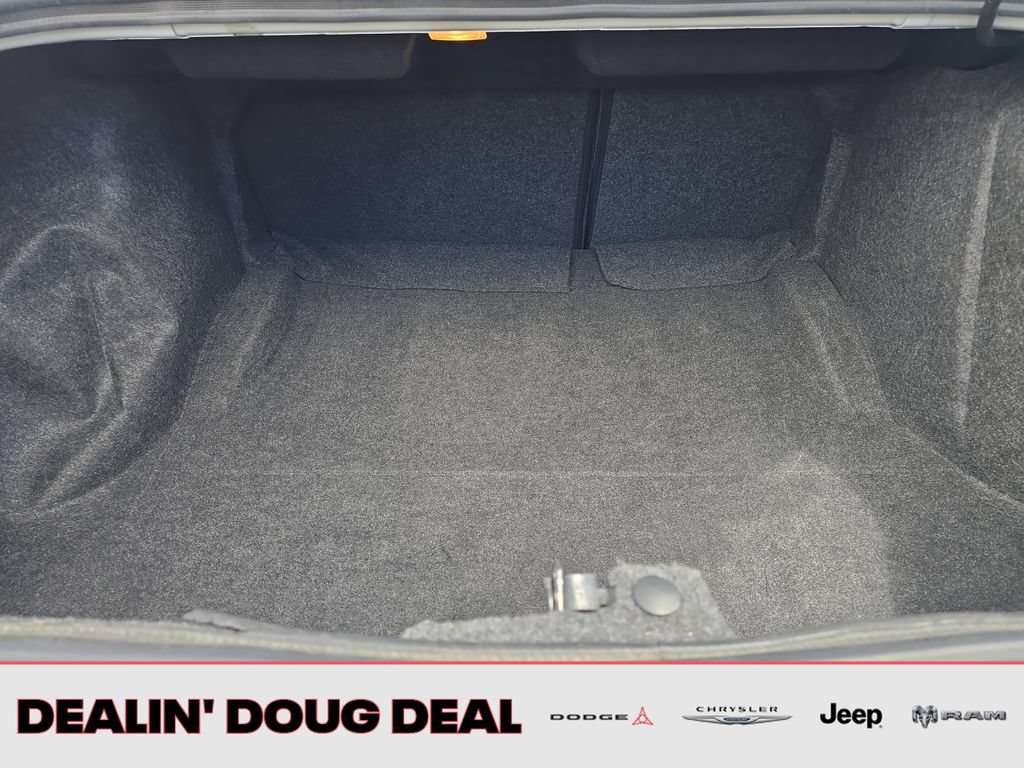 Used 2022 Dodge Challenger R/T RWD image 21