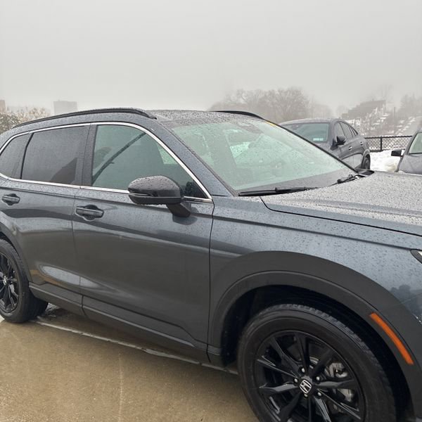 Used 2025 Honda CR-V Sport image 16