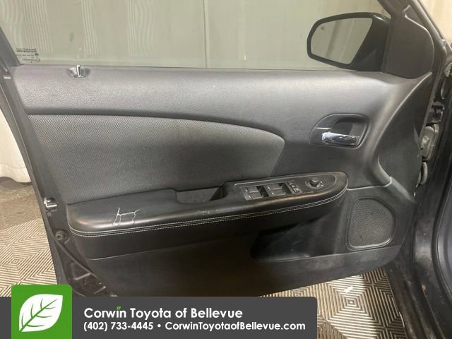 Used 2012 Dodge Avenger SXT image 10