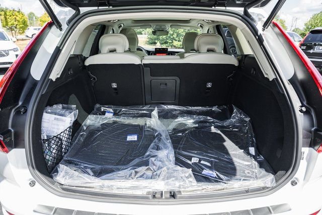 Used 2026 Volvo XC60 B5 Ultra w/ Protection Package Premier AWD/4WD image 9