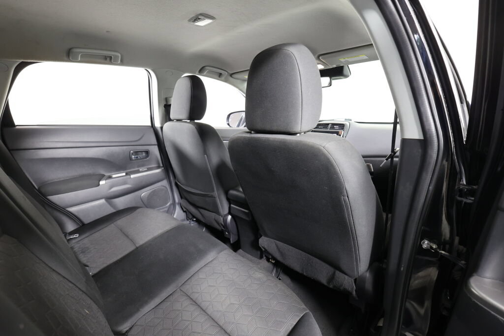 Used 2021 Mitsubishi Outlander Sport SE FWD image 20