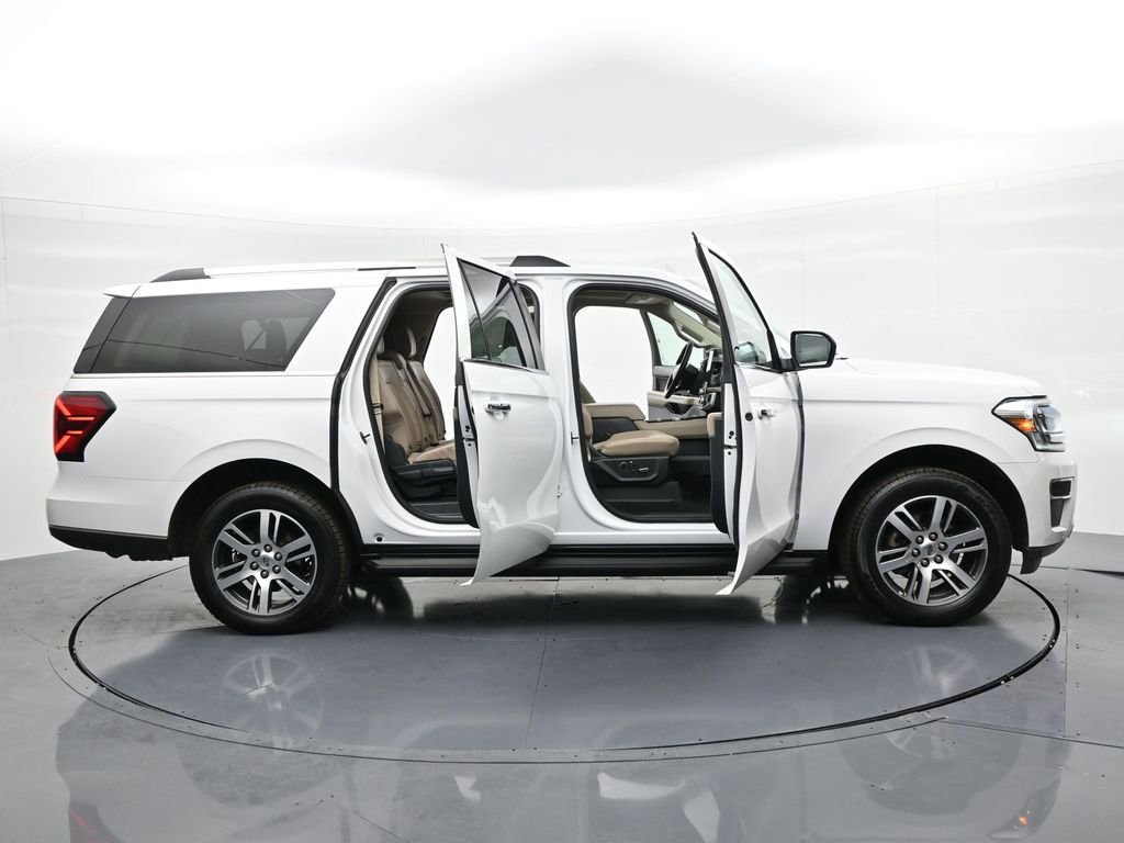 Used 2024 Ford Expedition Max Limited AWD/4WD image 25