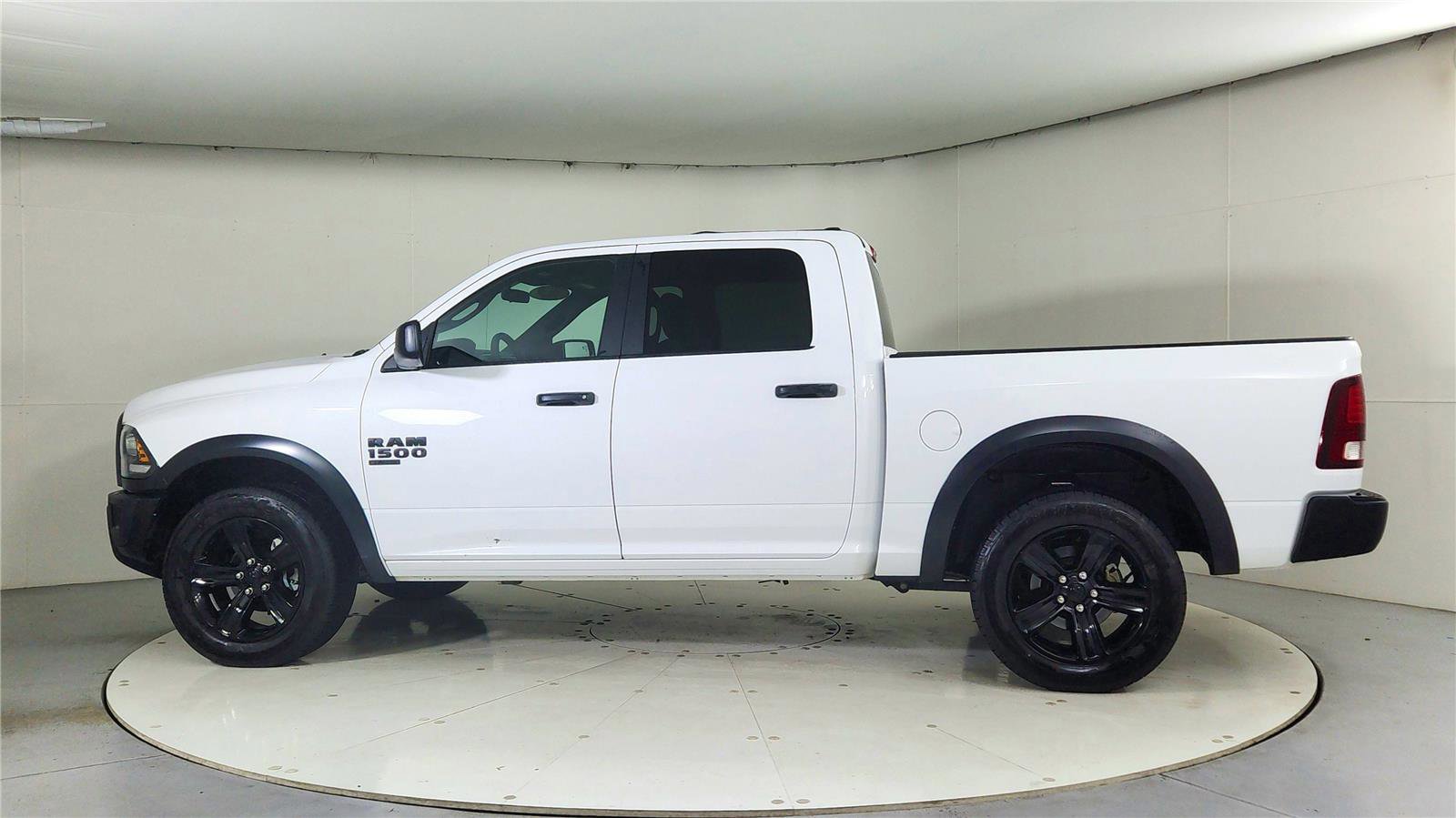 Used 2024 RAM 1500 Classic Warlock image 4