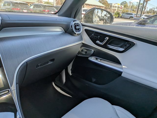 New 2026 Mercedes-Benz GLC 300 image 18
