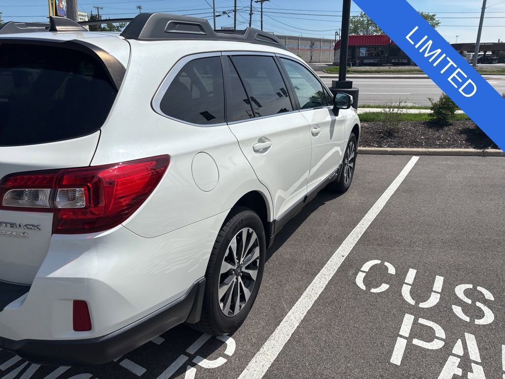 Used 2017 Subaru Outback 2.5i Limited AWD/4WD image 8