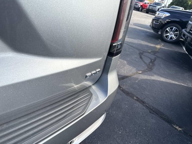 Used 2023 Cadillac Escalade Premium Luxury image 7