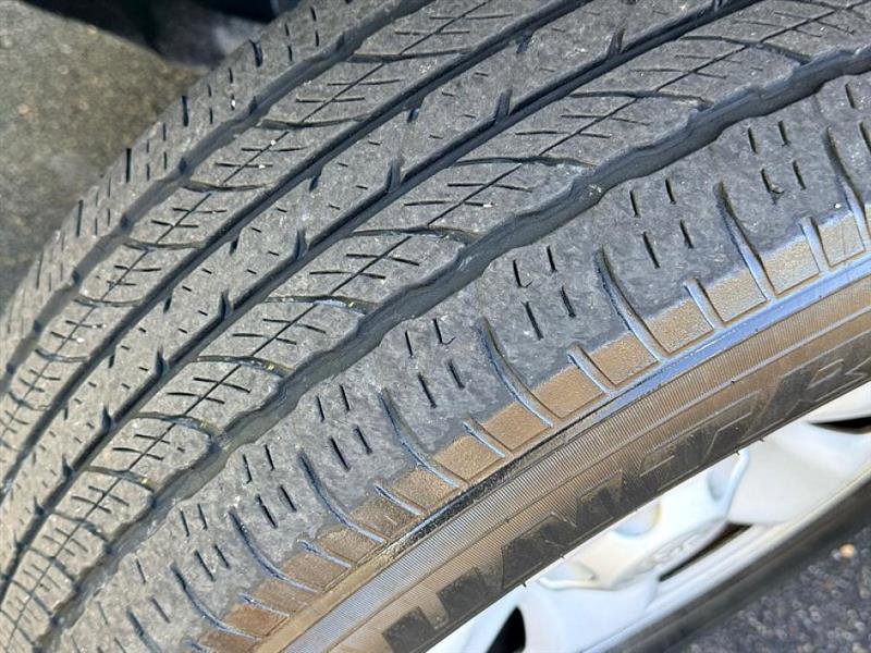 Used 2019 Toyota Tacoma SR image 34