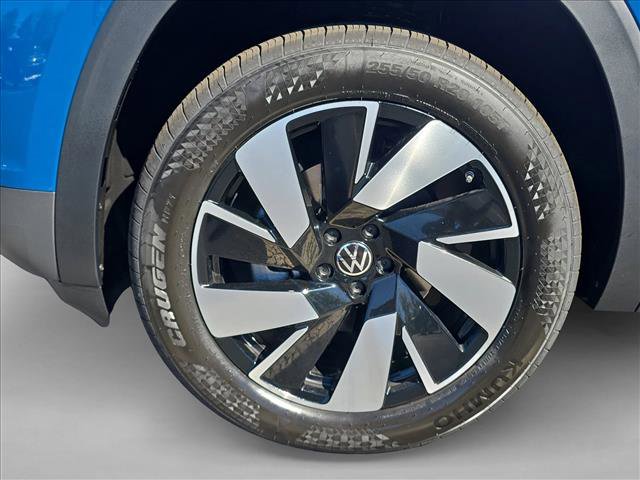 New 2026 Volkswagen Atlas Cross Sport SE image 10