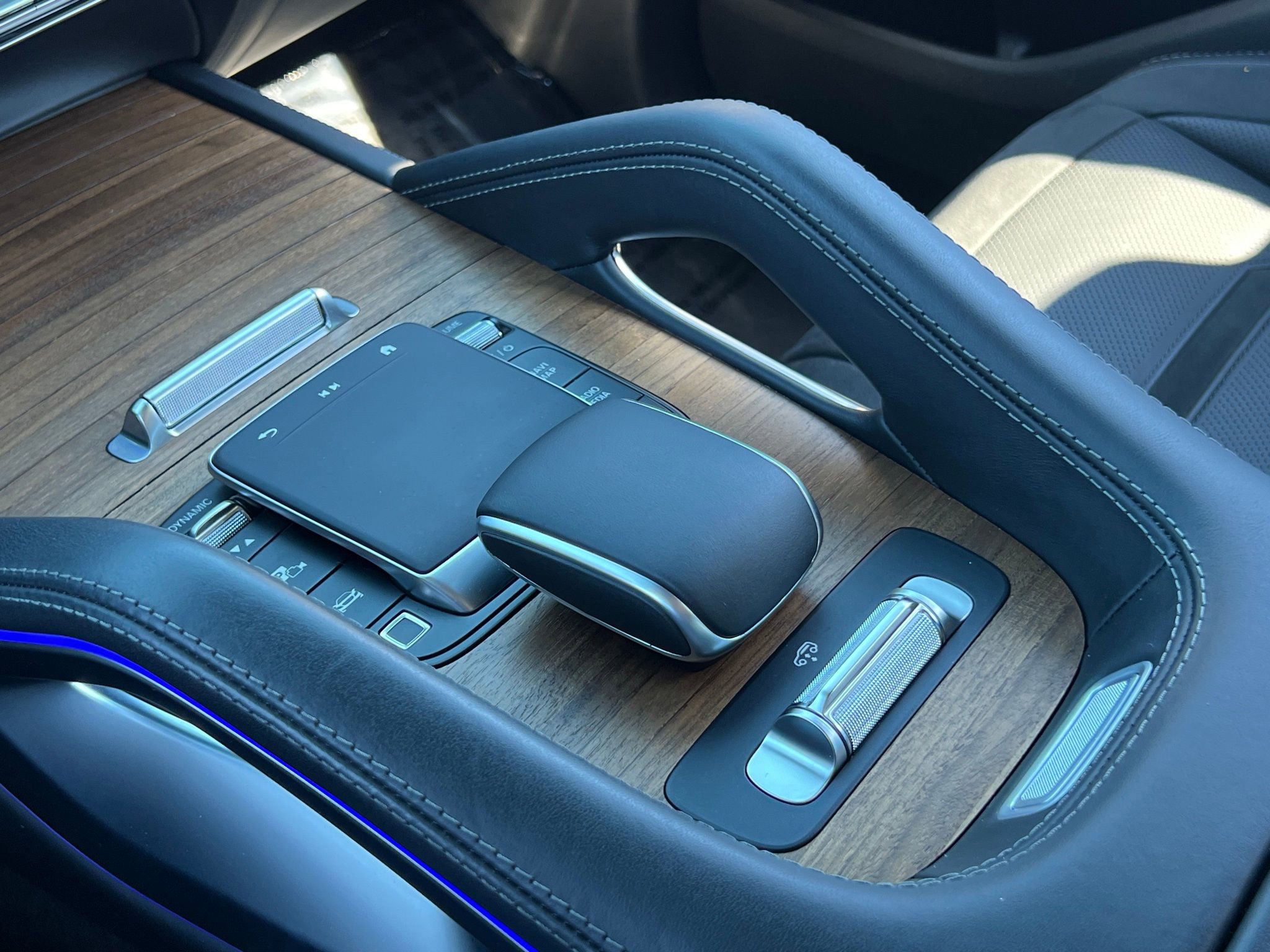 Used 2025 Mercedes-Benz GLS 63 AMG 4MATIC image 35