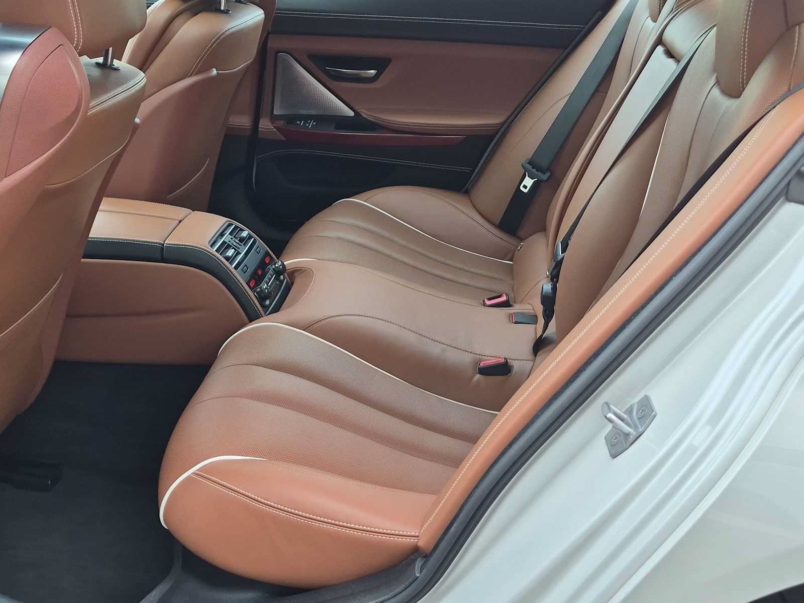 Used 2015 BMW ALPINA B6 xDrive Gran Coupe AWD/4WD image 21
