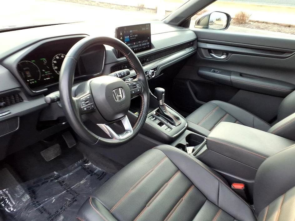 Used 2025 Honda CR-V Sport-L image 14