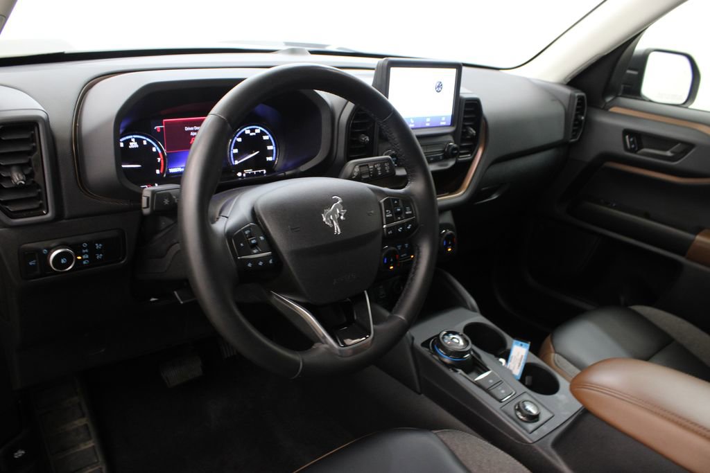 Used 2024 Ford Bronco Sport Outer Banks AWD/4WD image 10