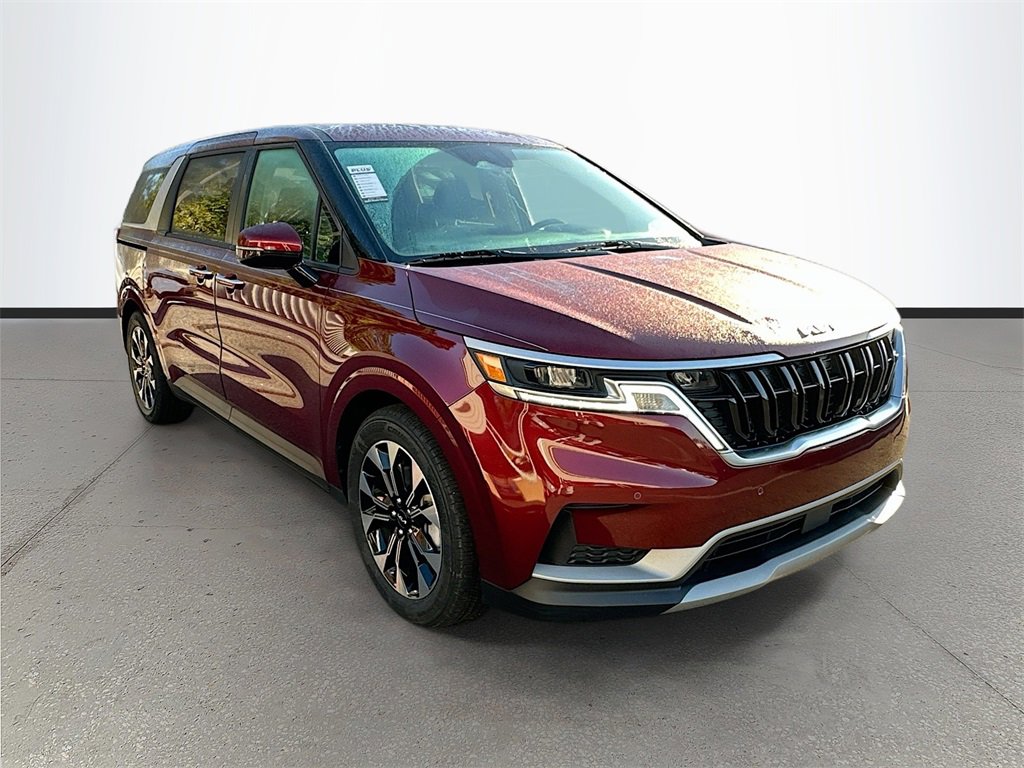 Used 2022 Kia Carnival EX image 1