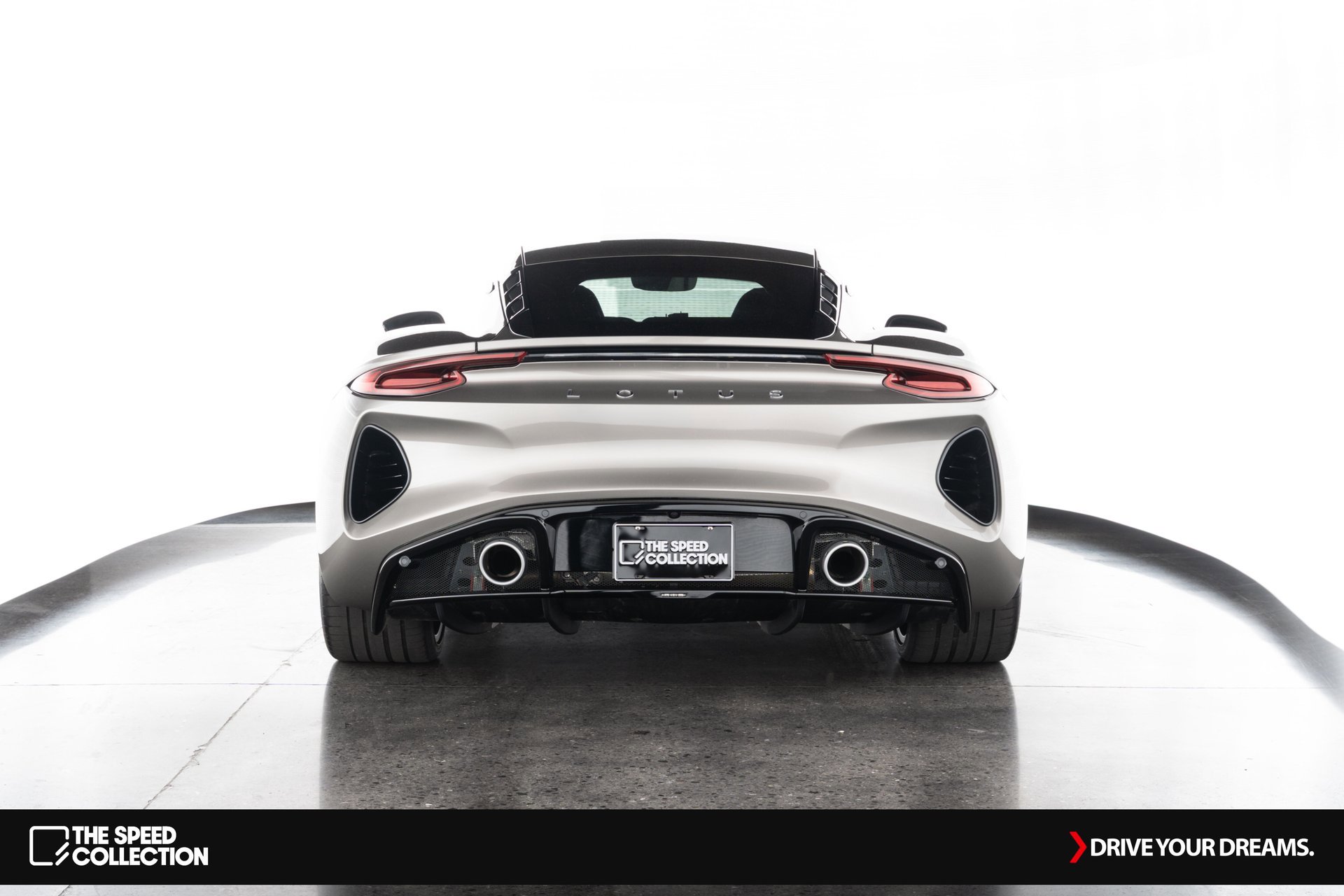 Used 2024 Lotus Emira First Edition image 7