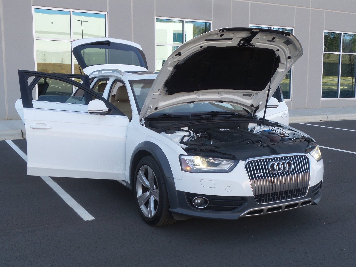 Used 2013 Audi A4 Premium Plus w/ Premium Plus Pkg image 60