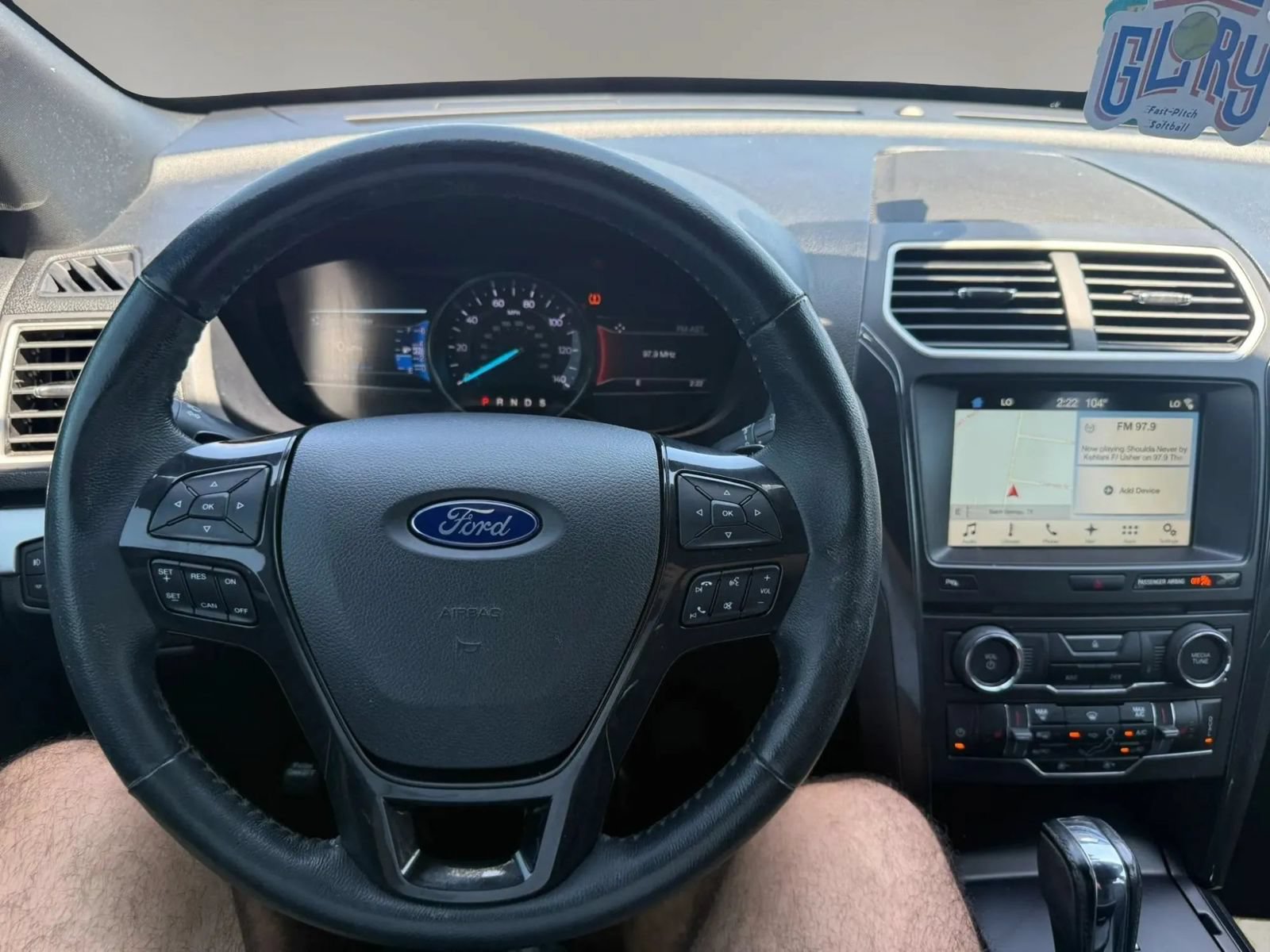 Used 2017 Ford Explorer XLT w/ Equipment Group 202A FWD image 28