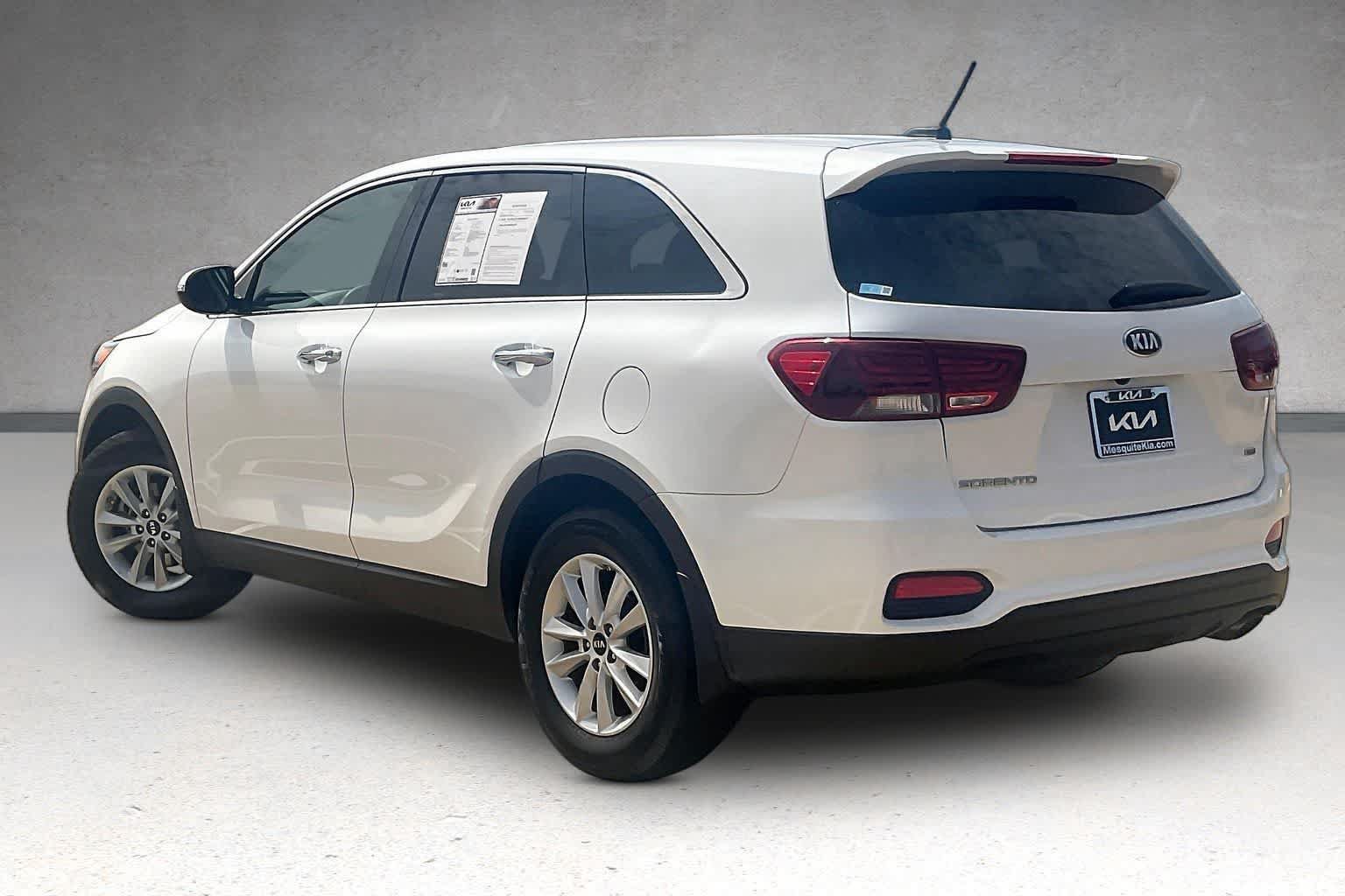 Used 2020 Kia Sorento L FWD image 4