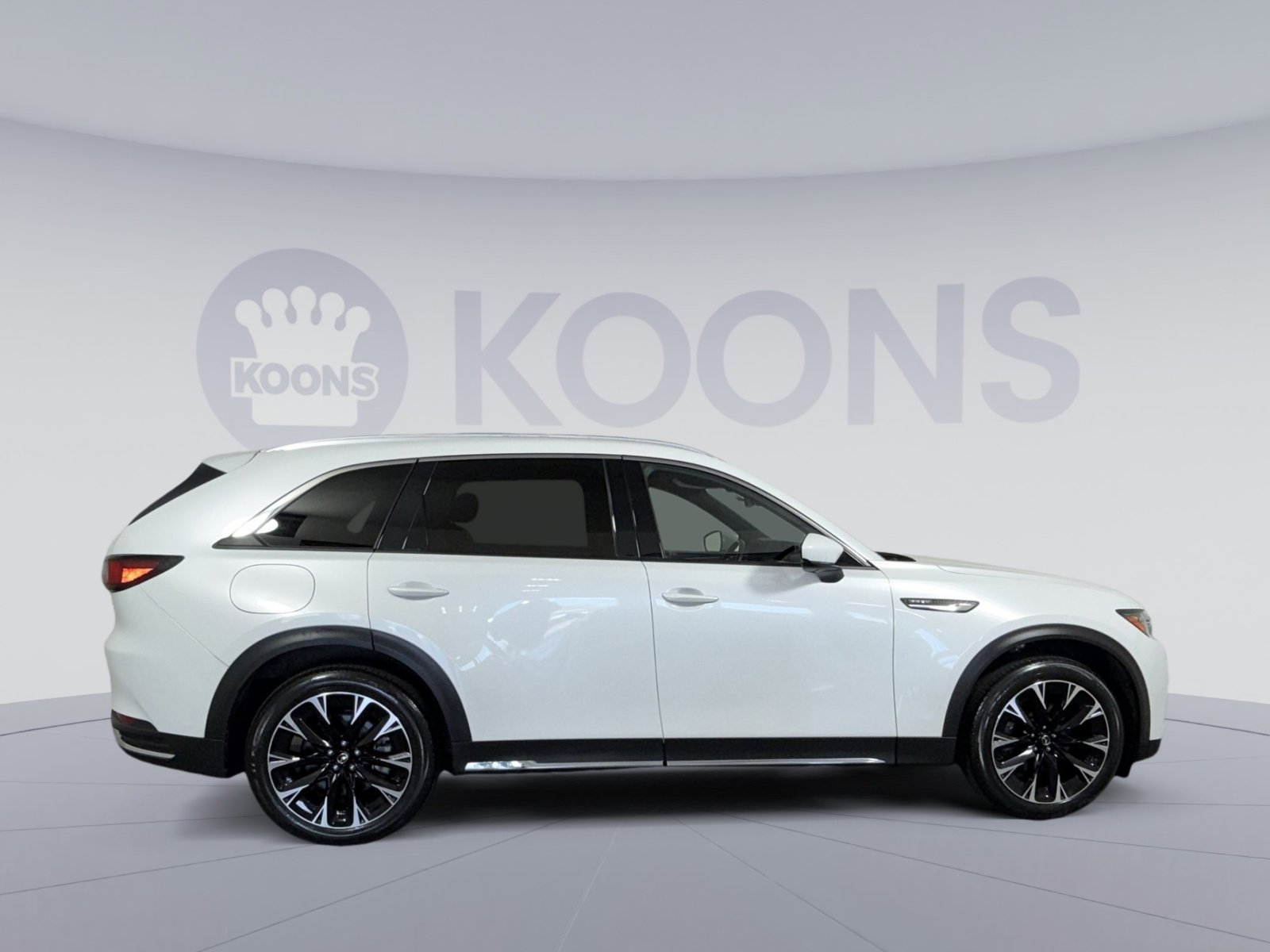 Used 2024 MAZDA CX-90 Plug-In Hybrid w/ Premium Plus AWD/4WD image 8