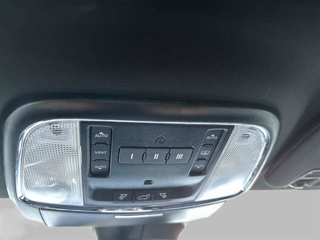 Used 2020 Jeep Grand Cherokee High Altitude image 35