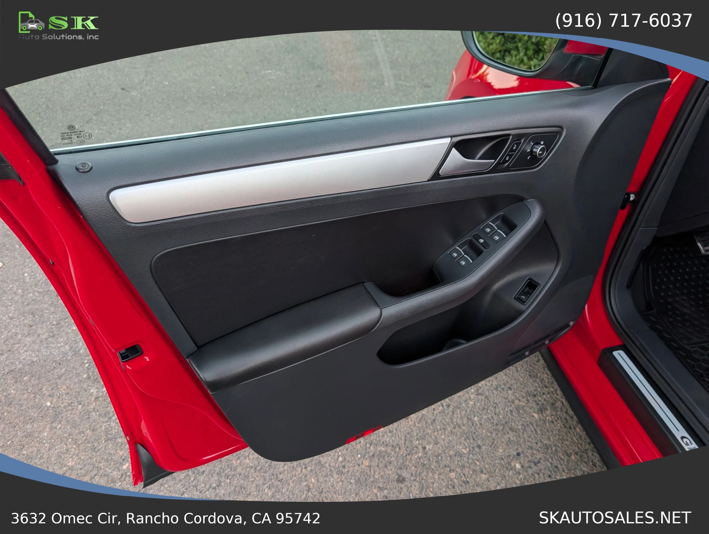 Used 2014 Volkswagen Jetta GLI Autobahn FWD image 30
