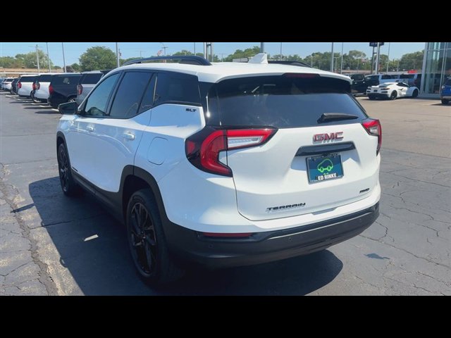 Certified 2023 GMC Terrain SLT w/ Infotainment Package II AWD/4WD image 7