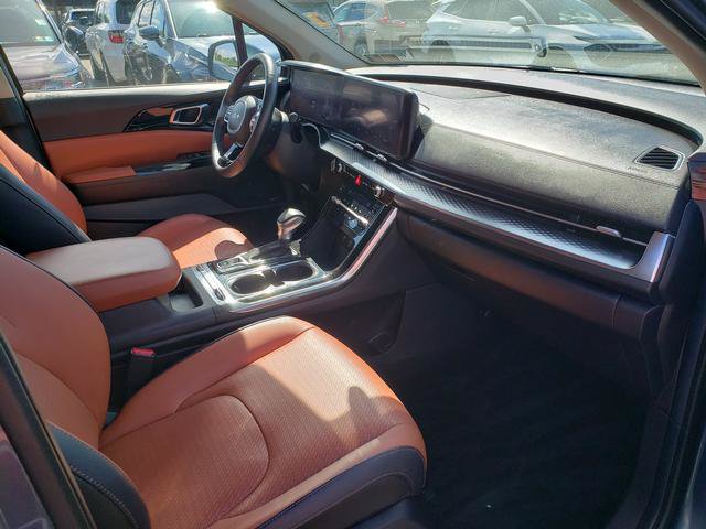 Certified 2022 Kia Carnival SX Prestige FWD image 23
