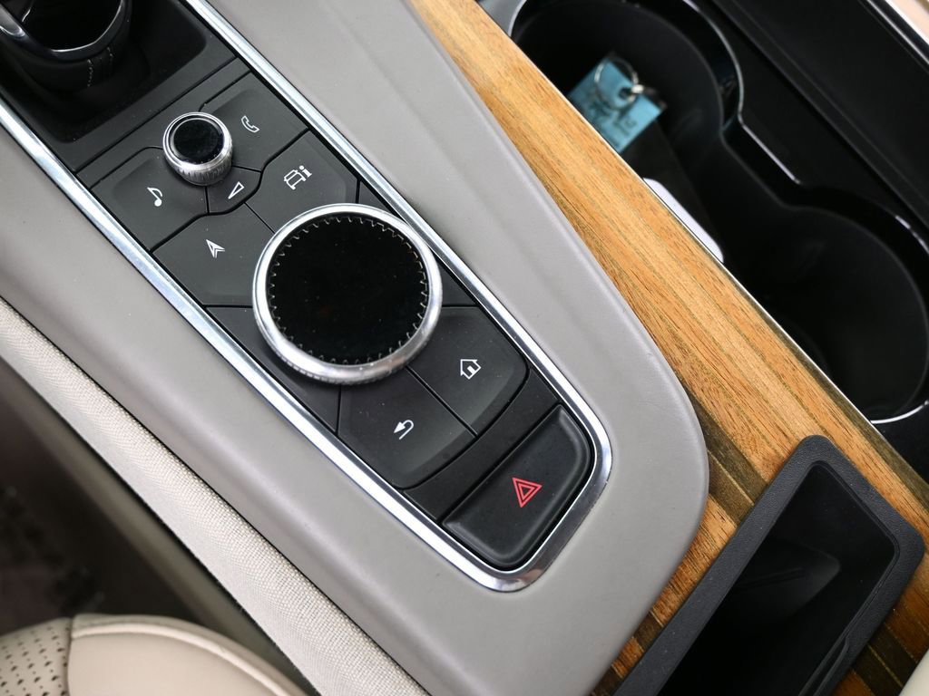 Used 2021 Cadillac Escalade Sport Platinum w/ LPO, ONYX Package RWD image 38