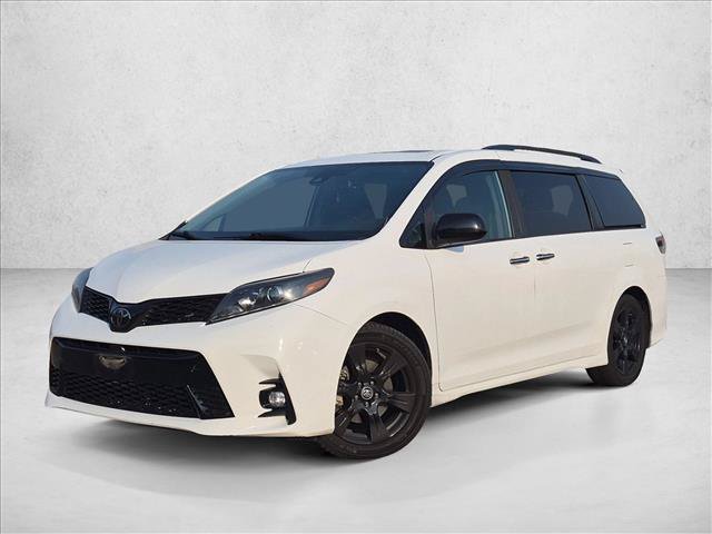 Used 2020 Toyota Sienna SE w/ SE Preferred Package FWD image 2