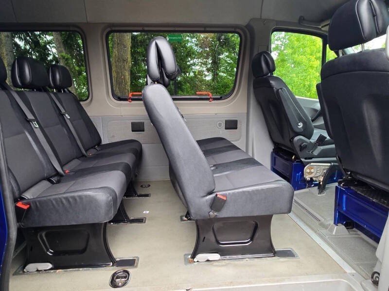 Used 2008 Dodge Sprinter 2500 w/ Accessory Group RWD image 14