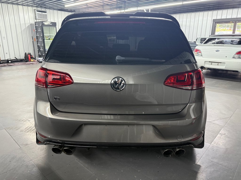 Used 2016 Volkswagen Golf 4-Door AWD/4WD image 9
