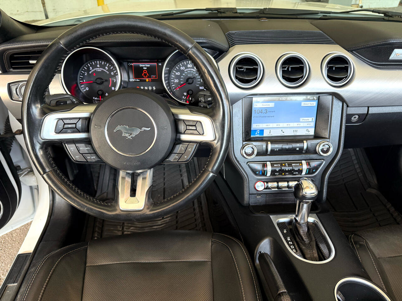 Used 2019 Ford Mustang Premium image 2
