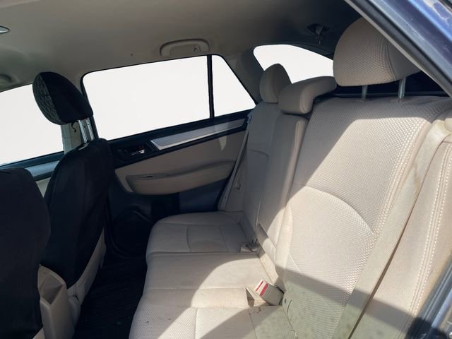 Used 2017 Subaru Outback 2.5i Premium AWD/4WD image 9