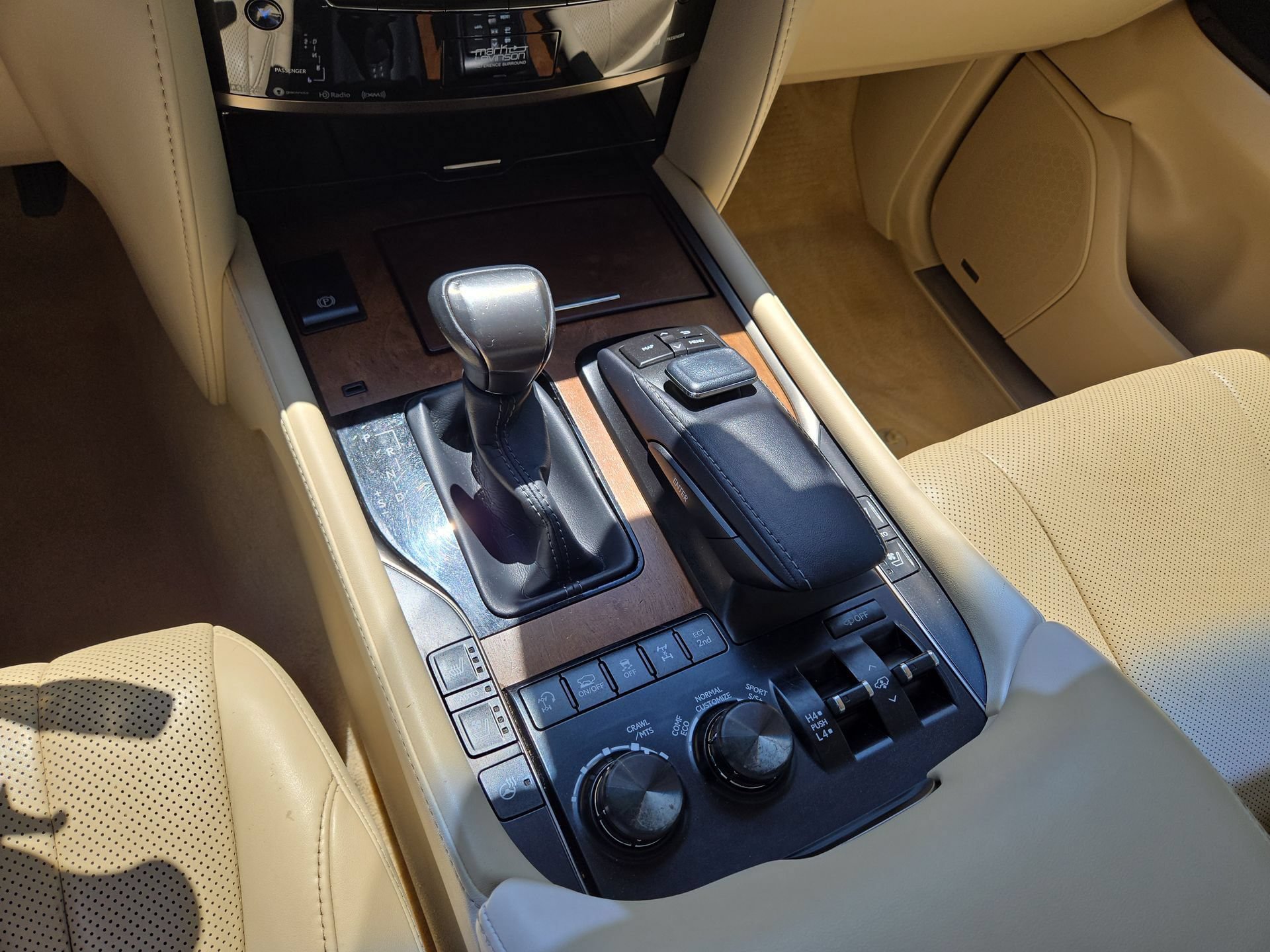 Certified 2021 Lexus LX 570 4WD w/ Luxury Package image 22