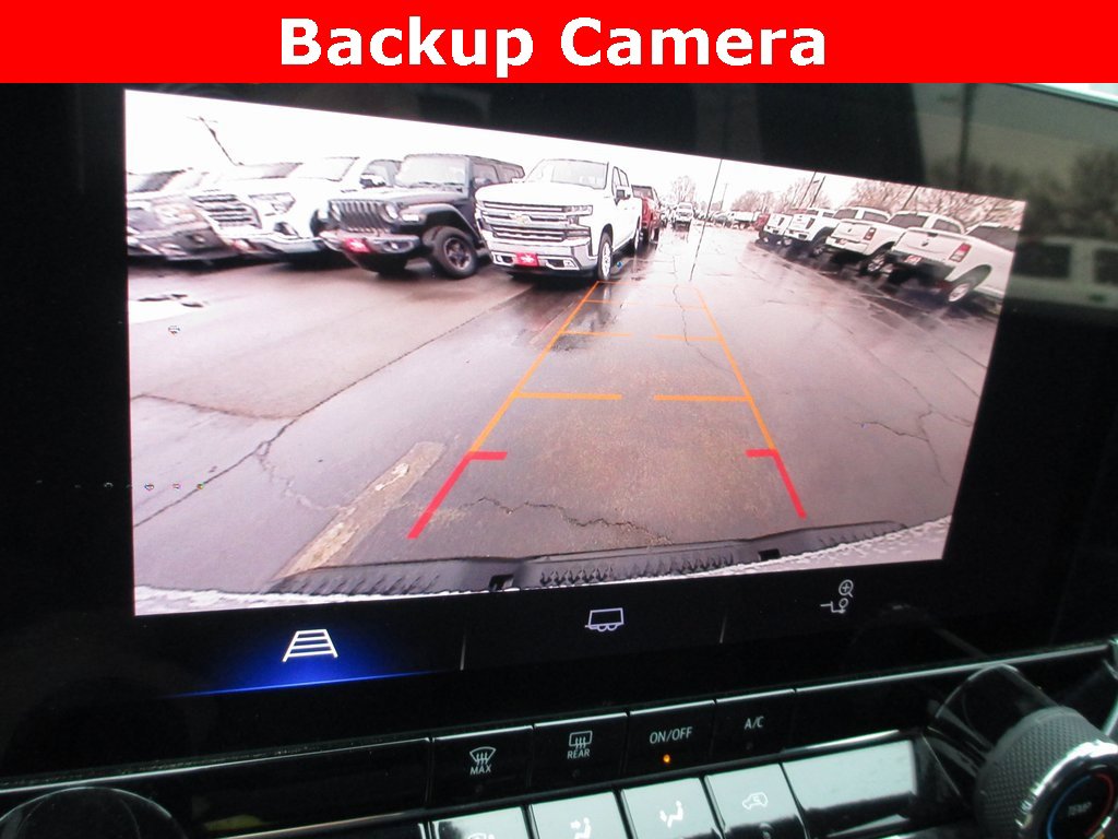 Used 2023 Chevrolet Colorado W/T image 15