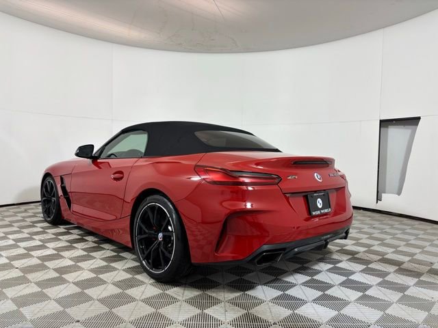 Used 2023 BMW Z4 M40i w/ Premium Package image 13