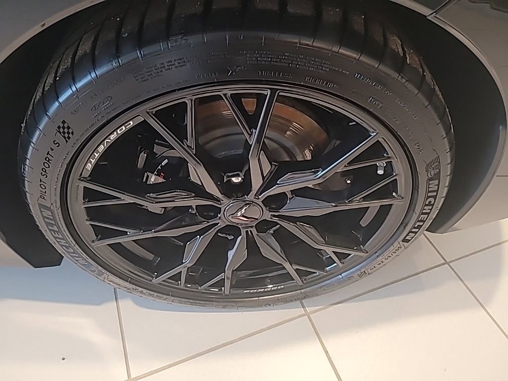 Certified 2025 Chevrolet Corvette Stingray Preferred Cpe w/ Z51 Performance Package image 12