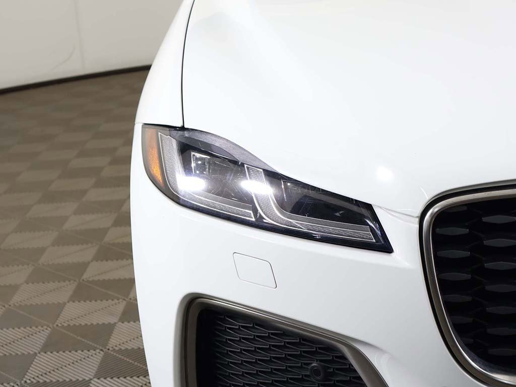 Used 2023 Jaguar F-PACE R-Dynamic S image 15