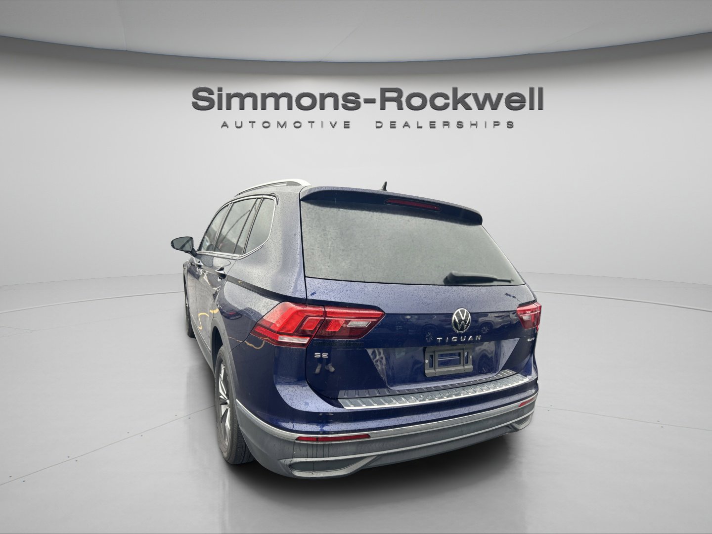 Used 2022 Volkswagen Tiguan SE AWD/4WD image 11