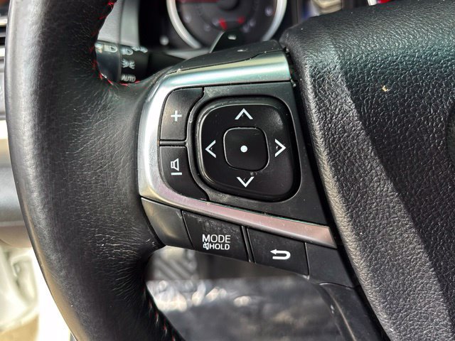 Used 2016 Toyota Camry XSE w/ Moonroof Package FWD image 19