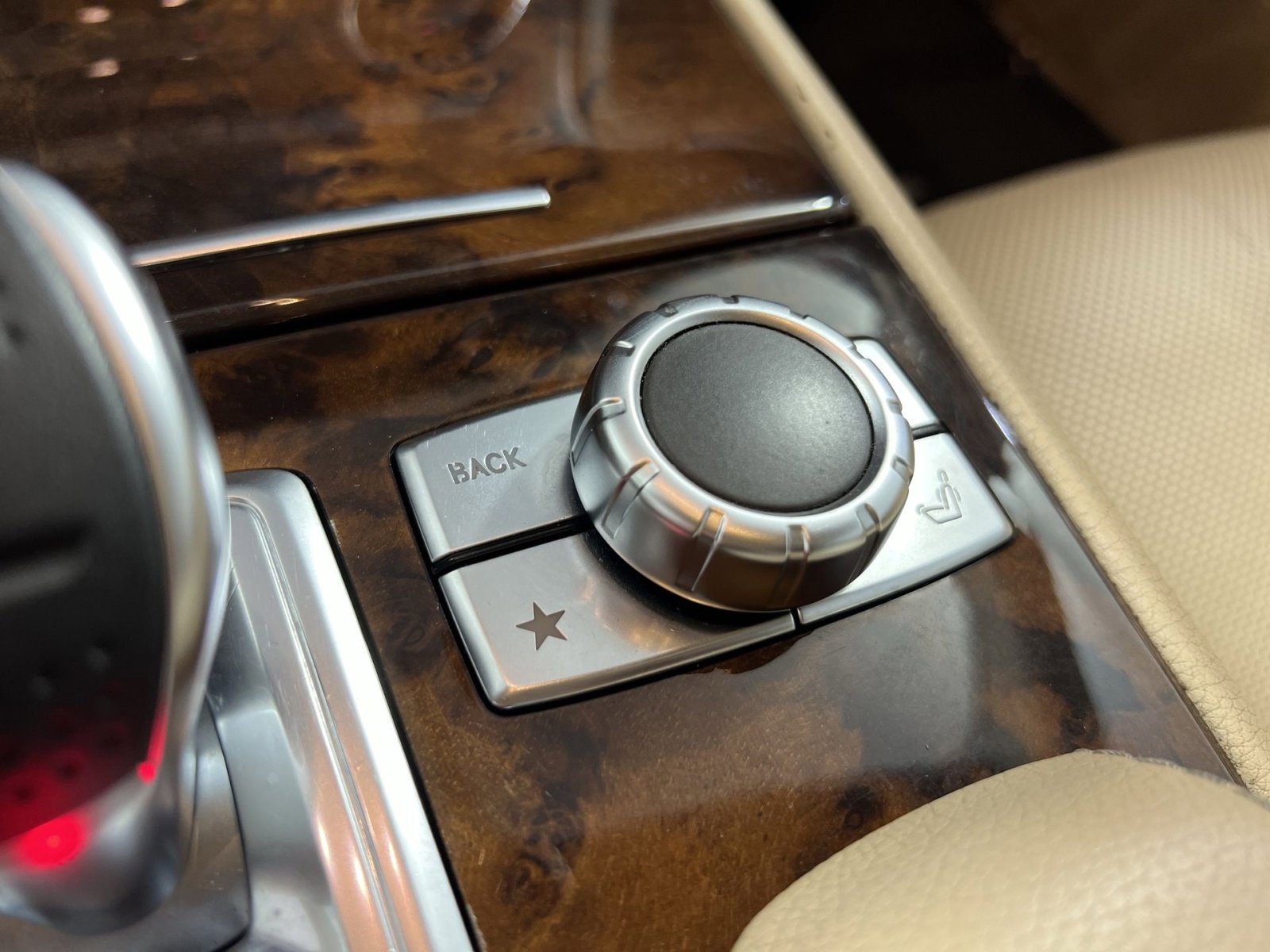 Used 2016 Mercedes-Benz SL 400 SL 400 Roadster image 33